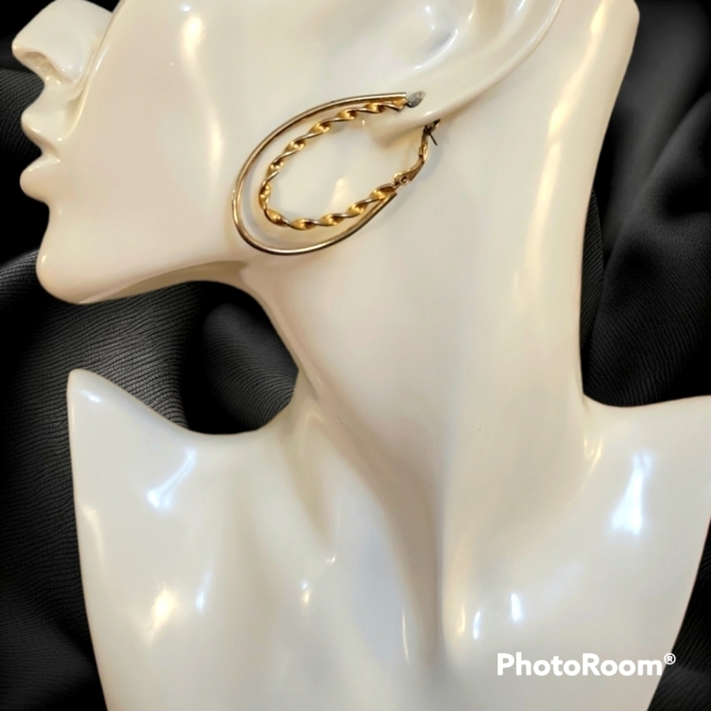 3/$30 VTG Double Twisted Hoop Huggie Earrings